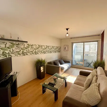 Tour Eiffel Abbe Groult Lecourbe Apartment