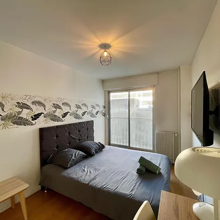 Apartment Tour Eiffel Abbe Groult Lecourbe